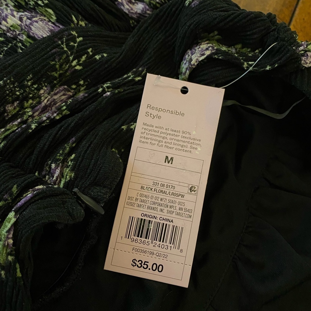 *NEW* NWT Halter Top Floral Dress - Picture 4 of 4